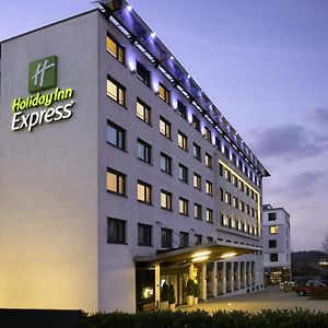 Holiday Inn Express Stuttgart Airport, An Ihg Hotel